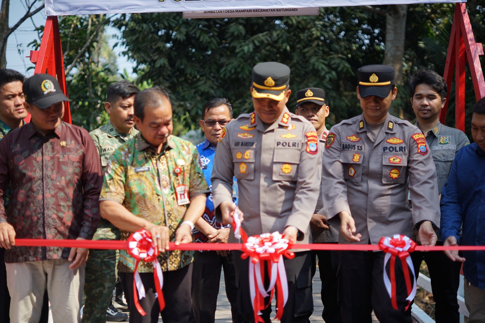 Jembatan Merah Putih Diresmikan, Polres Balangan Hadirkan Akses Baru untuk Masyarakat